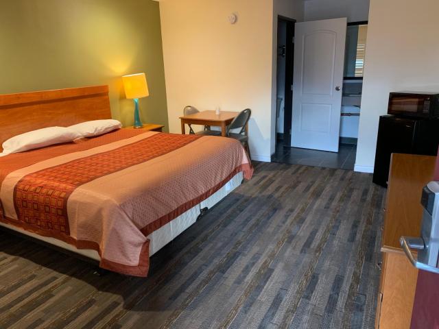 Desert Inn Motel — photo 15