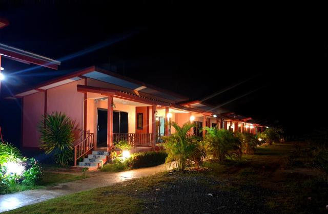 Toongyoong Longbeach Resort SHA Plus — photo 17