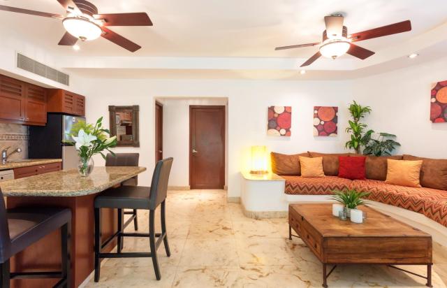Maya Villa Condo Hotel and Beachclub — photo 24
