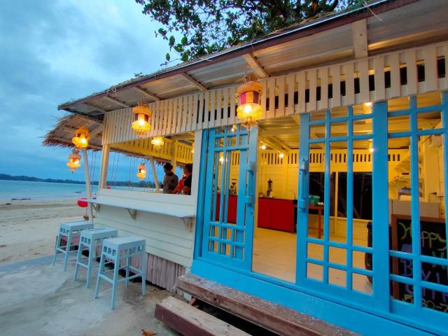 Banana Beach Resort — photo 18