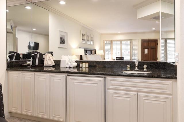 Saratoga Oaks Lodge — photo 20