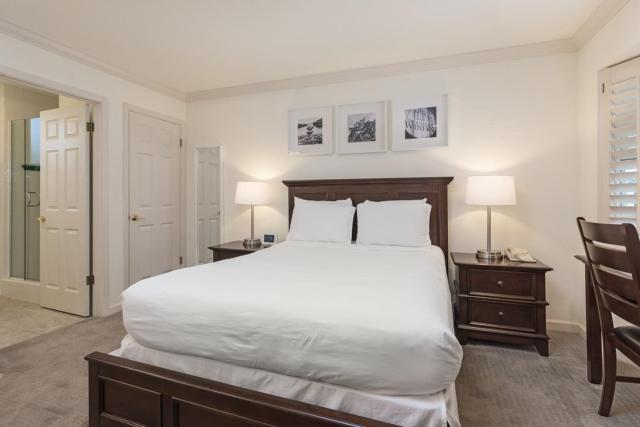 Saratoga Oaks Lodge — photo 23