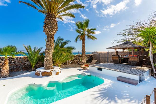 Finca De Arrieta Village - Yurts and Stone Cottages - Shared Pool - Walking distance to Arrieta Beach - Off Grid — photo 4