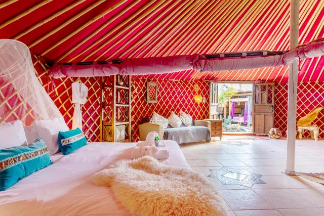 Finca De Arrieta Village - Yurts and Stone Cottages - Shared Pool - Walking distance to Arrieta Beach - Off Grid — photo 2