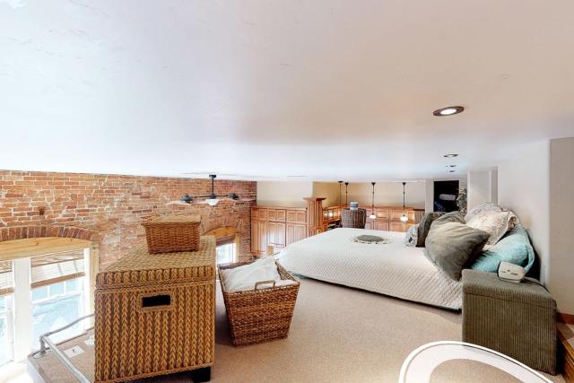 Jarvis Suite Hotel — photo 2