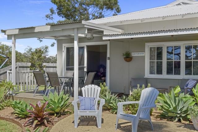 Calm Waters Waterfront Cottages — photo 18