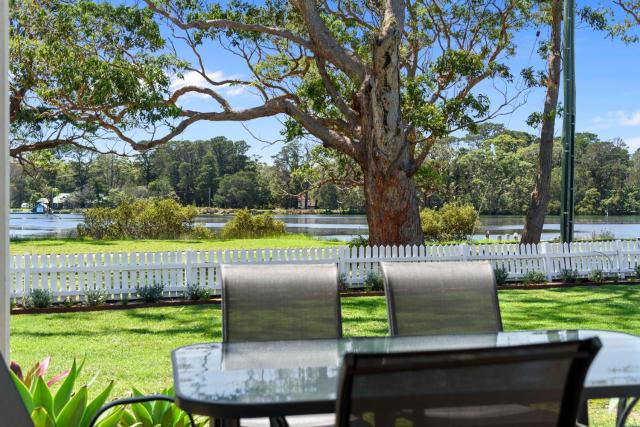Calm Waters Waterfront Cottages — photo 16
