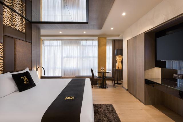 Hugo's Boutique Hotel - Adults Only — photo 23