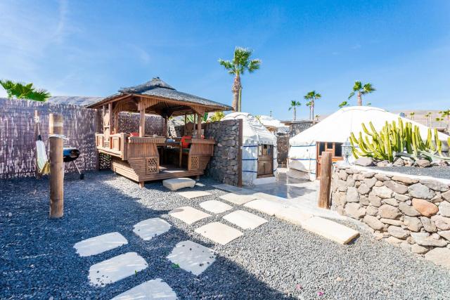 Finca De Arrieta Village - Yurts and Stone Cottages - Shared Pool - Walking distance to Arrieta Beach - Off Grid — photo 15