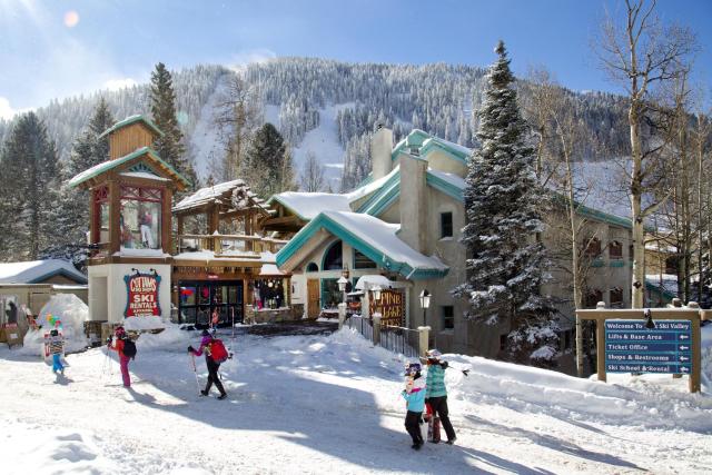 Alpine Village Suites — photo 11