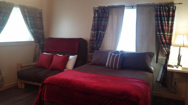 Alpaca Inn, The — photo 10