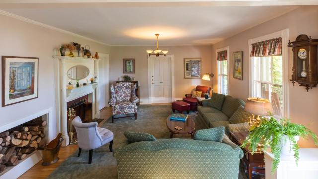 Maple Hill Farm Inn — photo 16