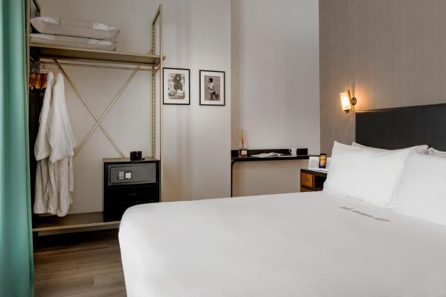 Up Hotel — photo 23