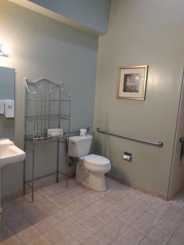 Butterfly Grove Inn — photo 24