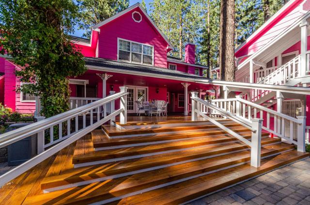 Apples Bed and Breakfast Inn — photo 16