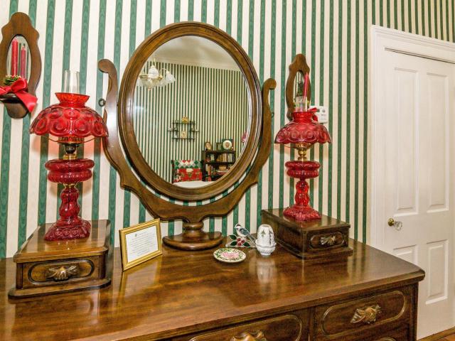 Holly House of Hamilton — photo 16