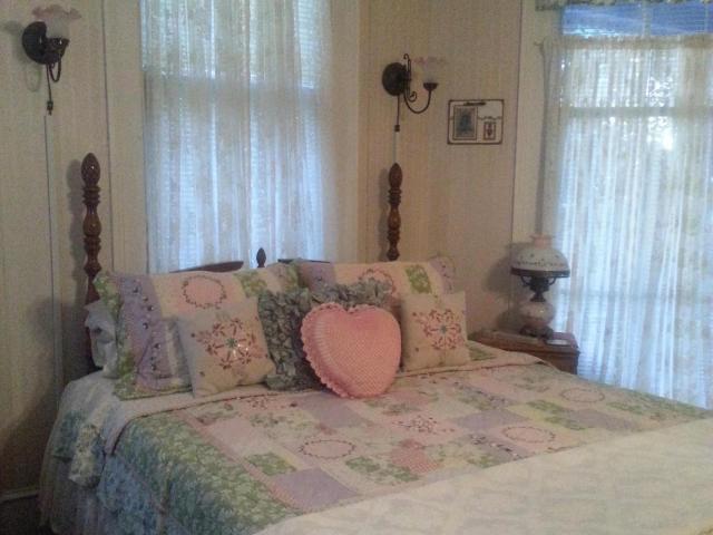 Holly House of Hamilton — photo 23