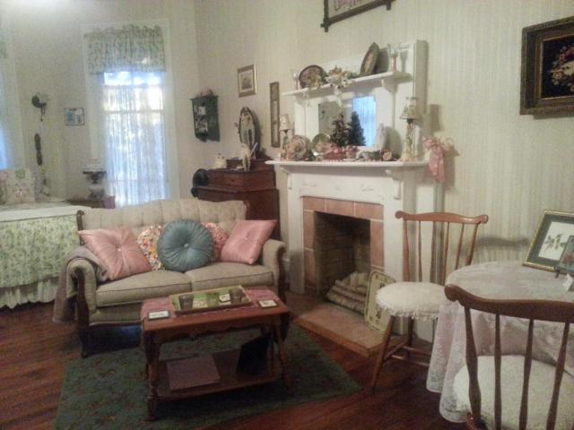 Holly House of Hamilton — photo 24