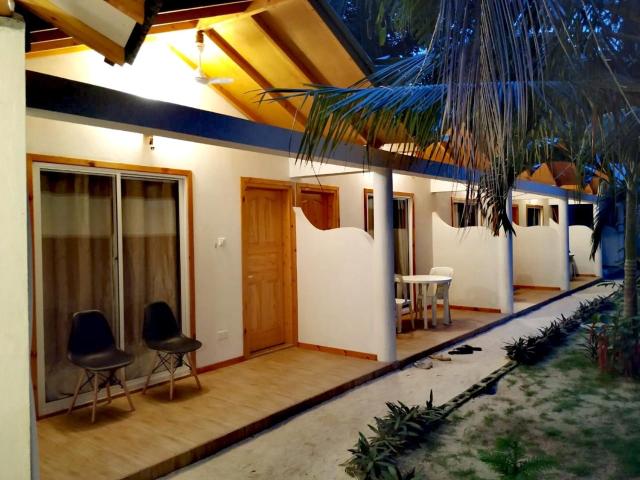 Thoddoo Sun Sky Inn, Maldives — photo 17