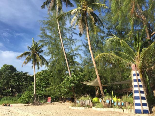 Secret Beach Bungalows — photo 9