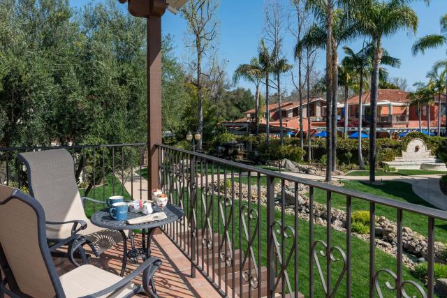 Westlake Village Inn — photo 8