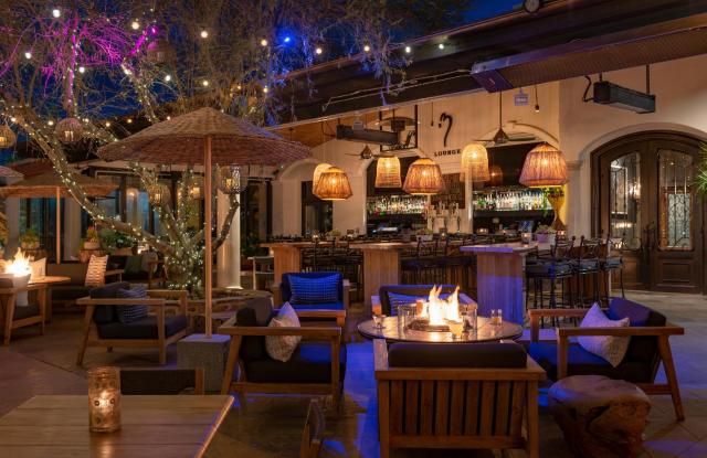 Westlake Village Inn — photo 10