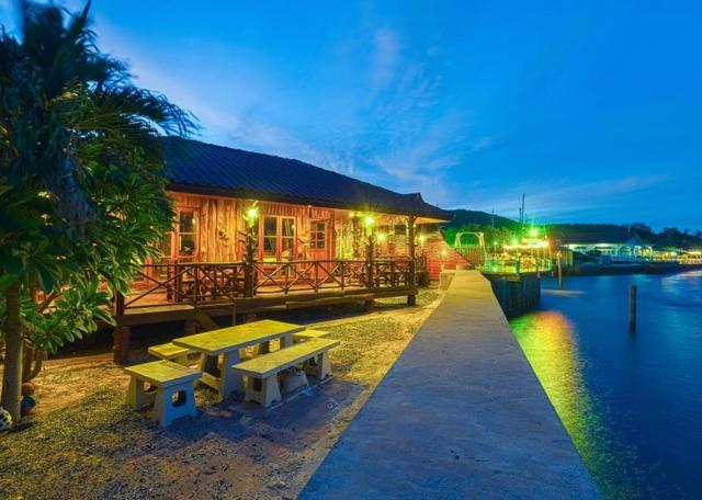 Homebeach Resort เกาะล้าน — photo 15