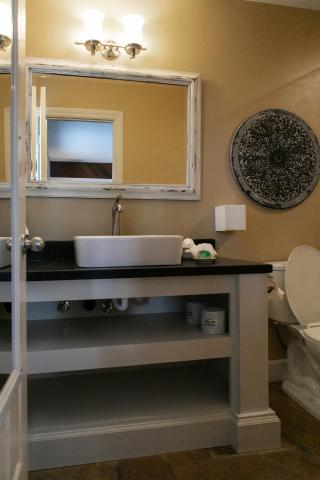 J Patrick Inn — photo 18