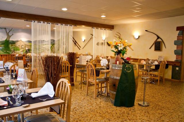 Hostellerie du Cantal — photo 11