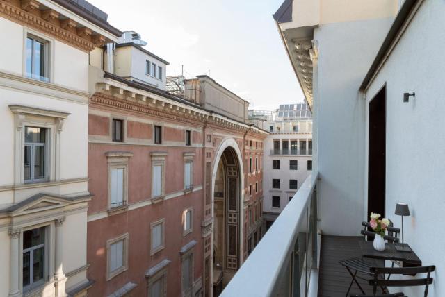 BMORE Duomo - Luxury Apartments near Duomo — photo 23