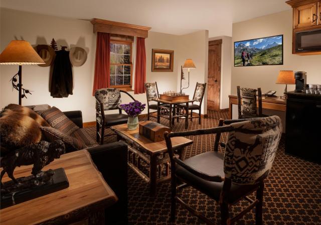 Parkway Inn — photo 13