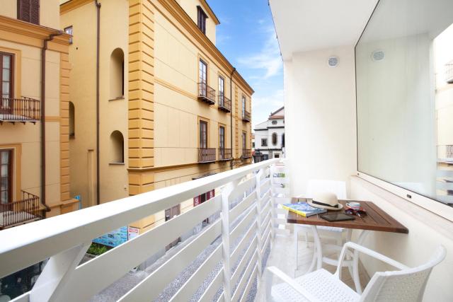 Hotel Tasso Suites & Spa — photo 10