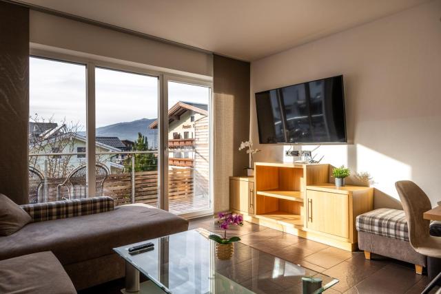Elinas Mountain Views — photo 10