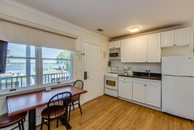 Colonial Shores Resort — photo 10