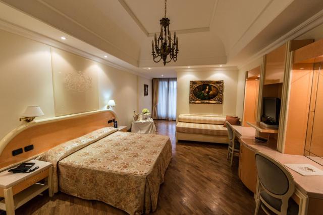 LH Hotel Domus Caesari — photo 20