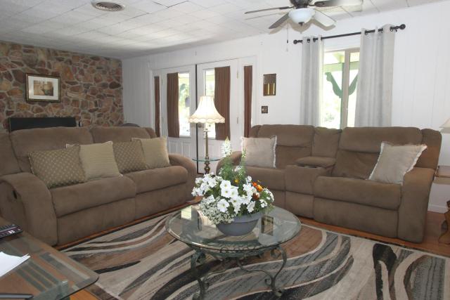 Kern River Inn — photo 13