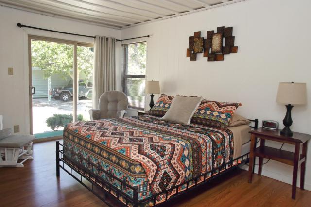 Kern River Inn — photo 18