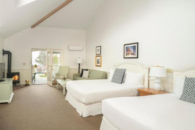 Spruce Point Inn Resort and Spa — photo 9