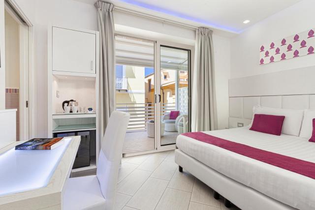 Hotel Tasso Suites & Spa — photo 4