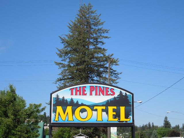 The Pines Motel — photo 17