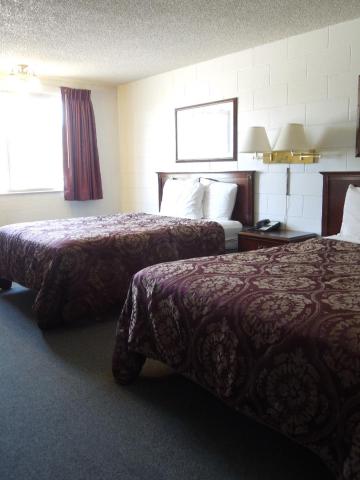 The Pines Motel — photo 7