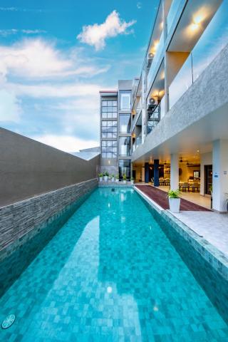 Deluxe Double Room — Sky Beach Hotel