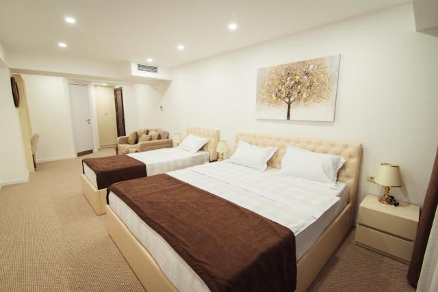 Royal Plaza Hotel — photo 11