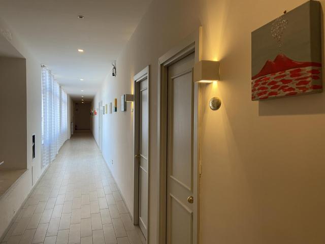 Up Hotel — photo 15
