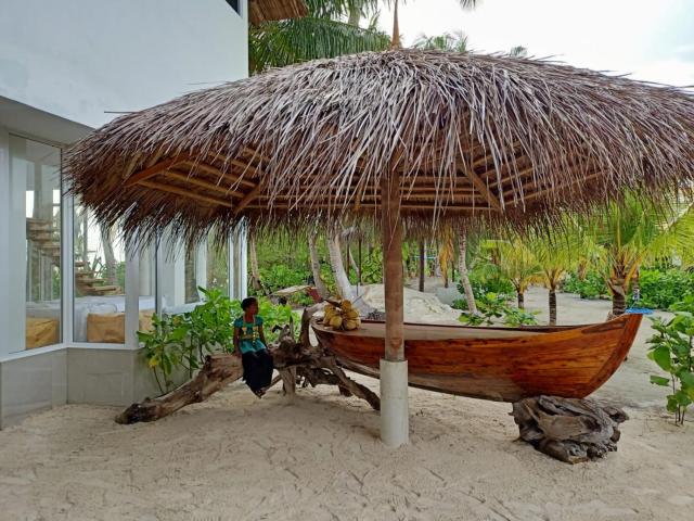 Island life Maldives Retreat & Spa — photo 12