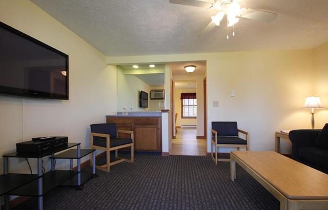 Nautical Mile Resort — photo 19