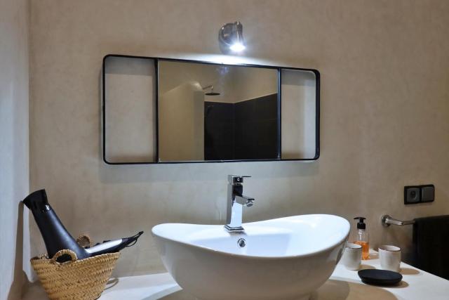 Riad Banatti — photo 11