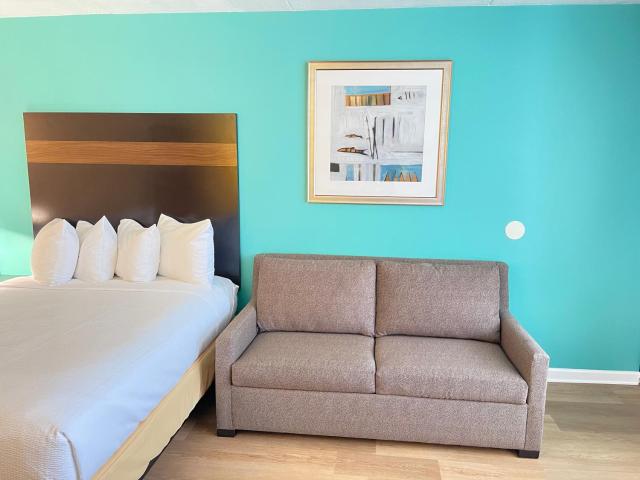Casablanca Oceanside Inn — photo 22