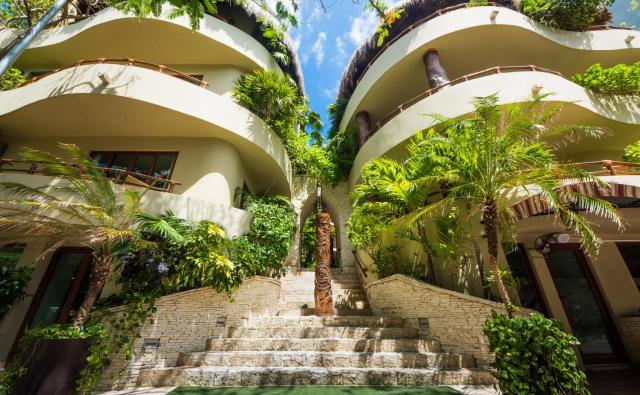 Maya Villa Condo Hotel and Beachclub — photo 9