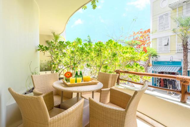 Maya Villa Condo Hotel and Beachclub — photo 18